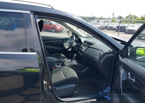 2017 Nissan Rogue Sv z USA, uszkodzony, nr VIN KNMAT2MV4HP533789